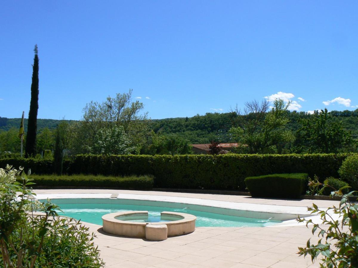 Hotel Les Chenes Sisteron Kültér fotó
