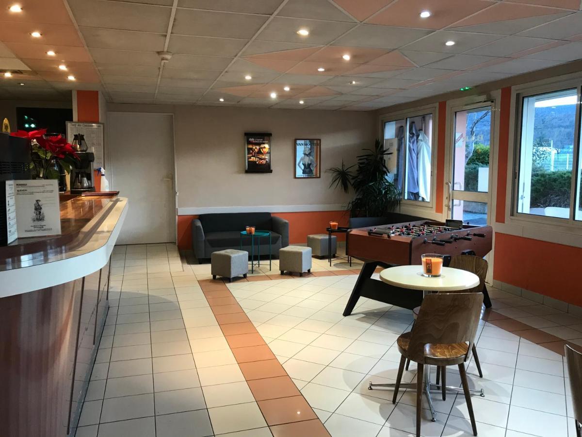 Hotel Les Chenes Sisteron Kültér fotó